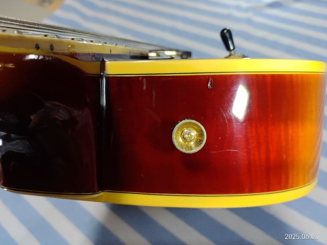 Epiphone Joe Pass Emperor Ⅱ 1990年代です。