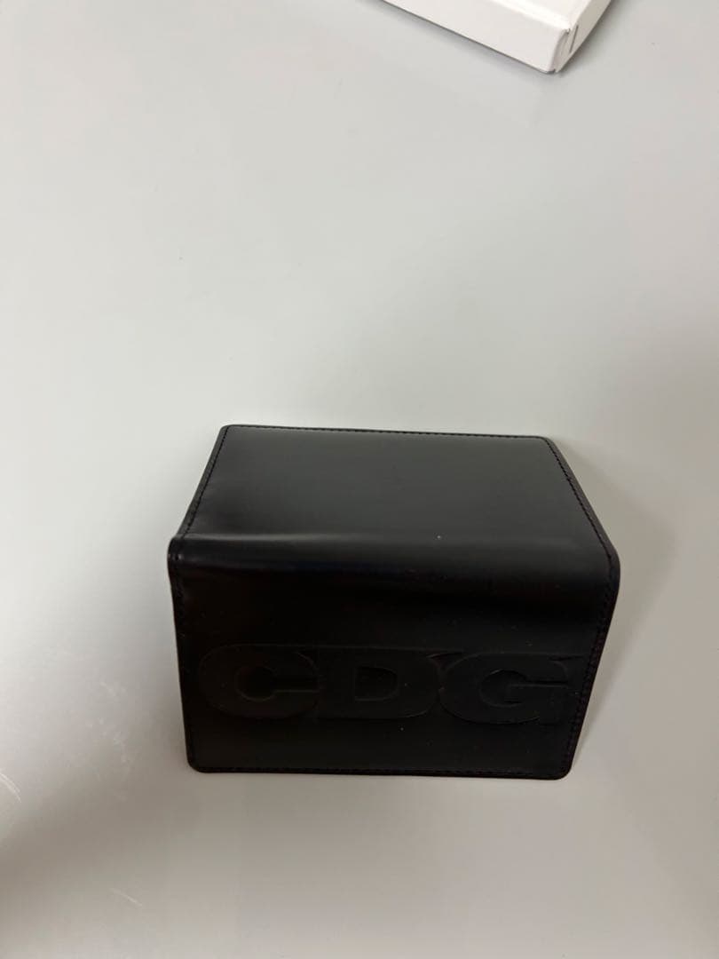 開封　CDG COMME des GARÇONS コムデギャルソン　カードケース