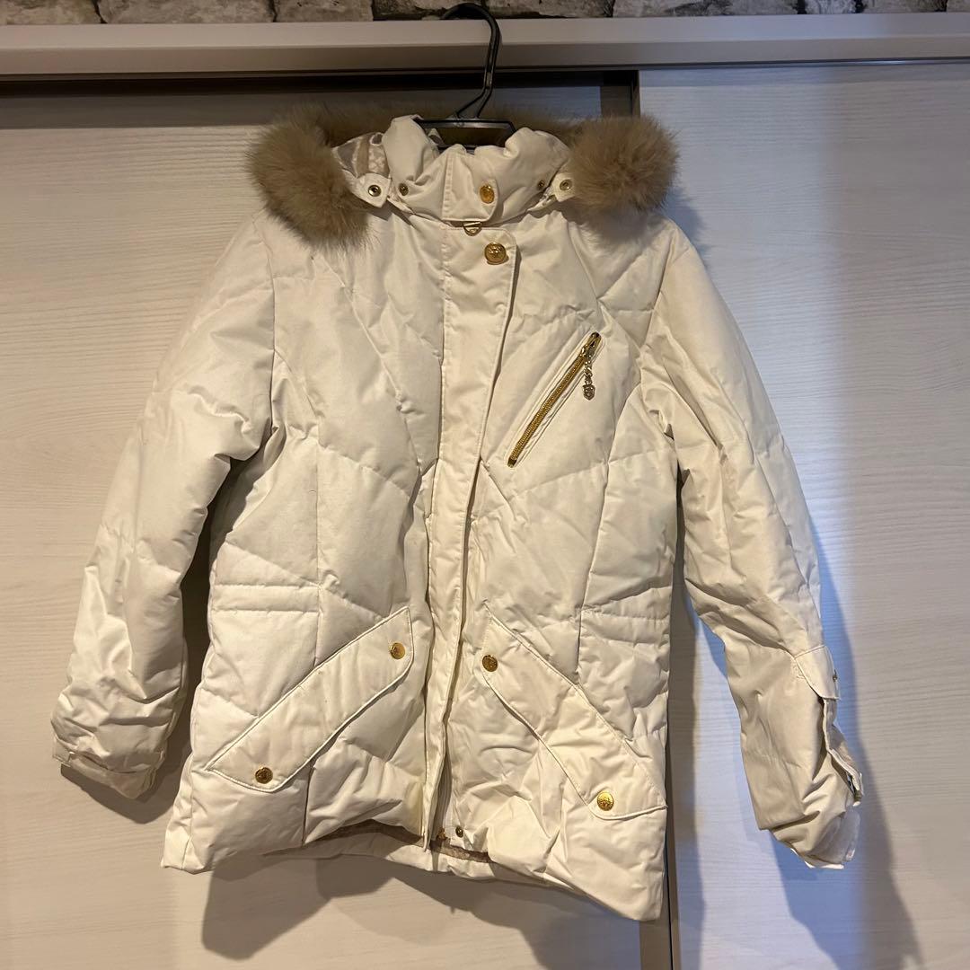 【美品】ellesse ファー付きスキーウェア 上ホワイト 下黒 XLサイズ