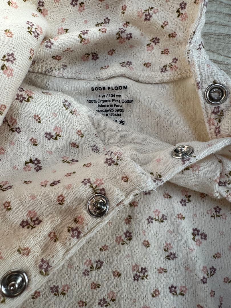 soor ploom トップス　4Y