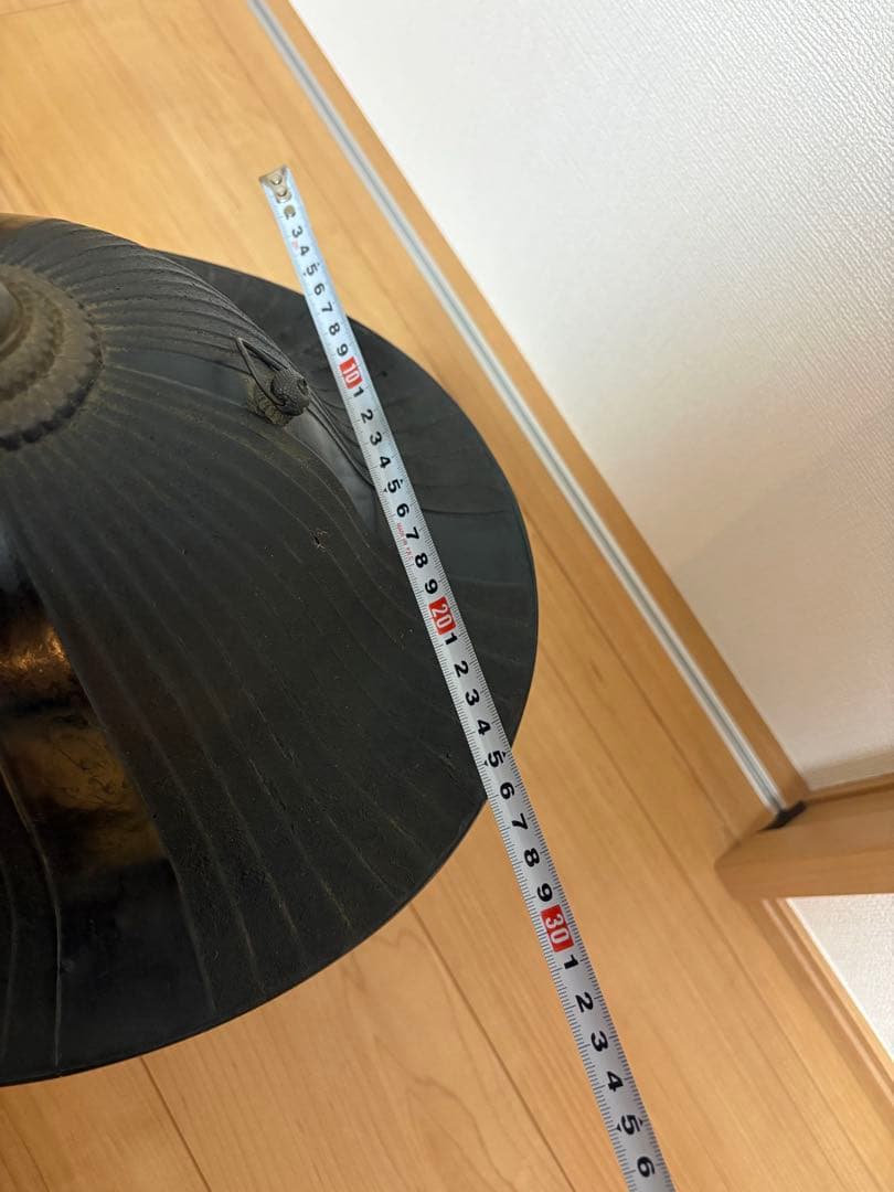 家紋付き　陣笠　骨董　アンティーク　鷹の羽