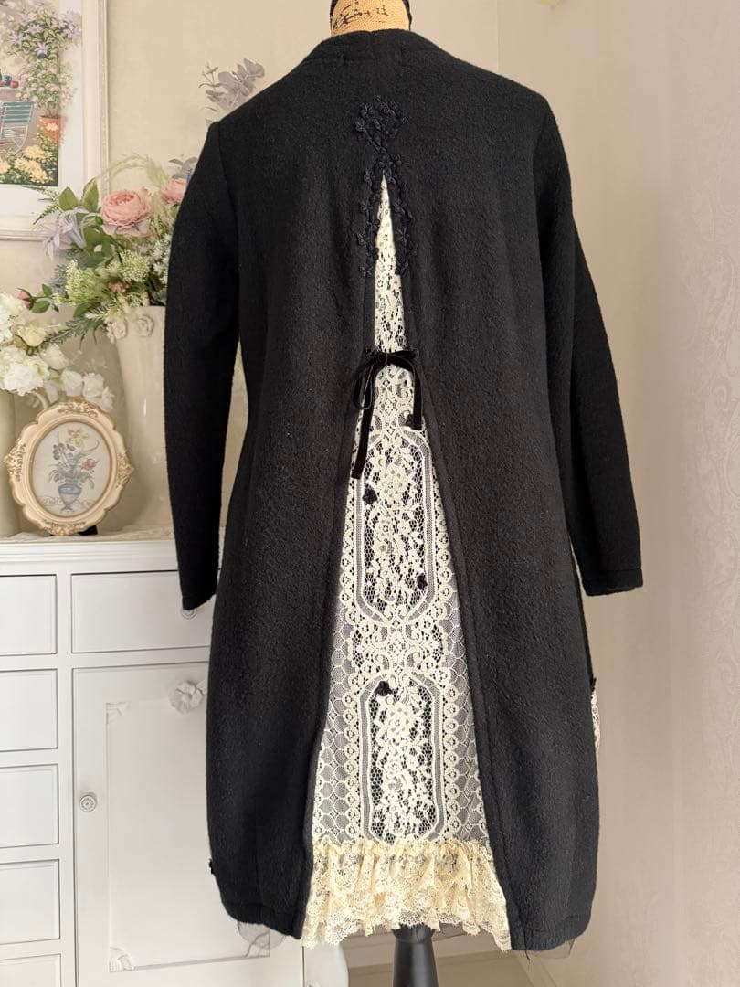 アミティエ ☆ふっくら起毛でレーシーなワンピース☆ブラック