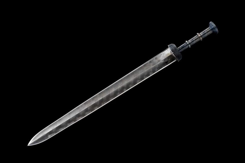 一つの越王勾践剣 古兵器 武具　刀装具日本刀　模造刀 居合