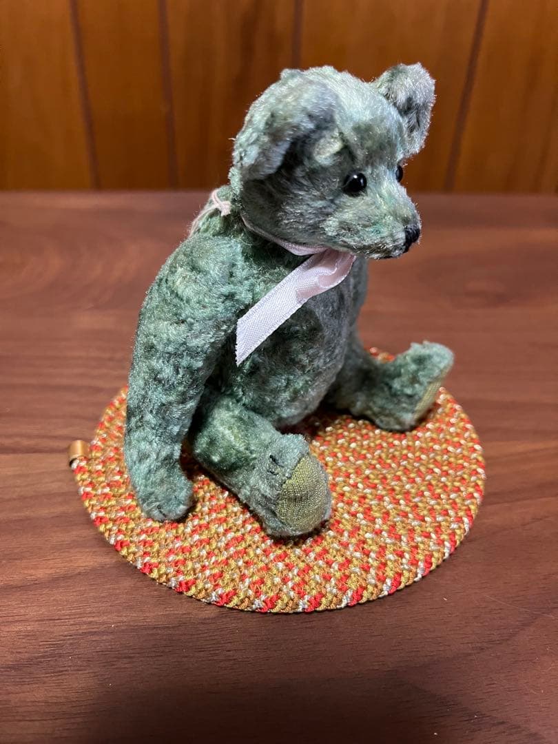 Naomi Laightナオミライトテディベア　くま