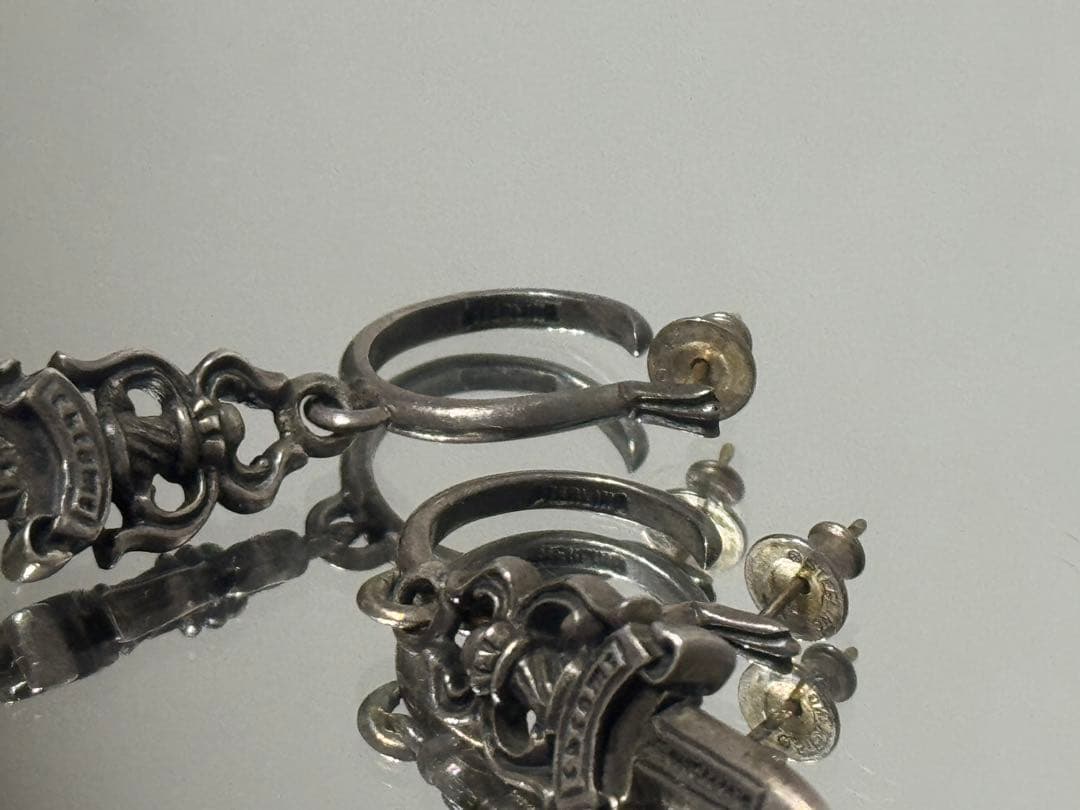 【希少】クロムハーツ ダガーピアスCHROME HEARTS フープピアス