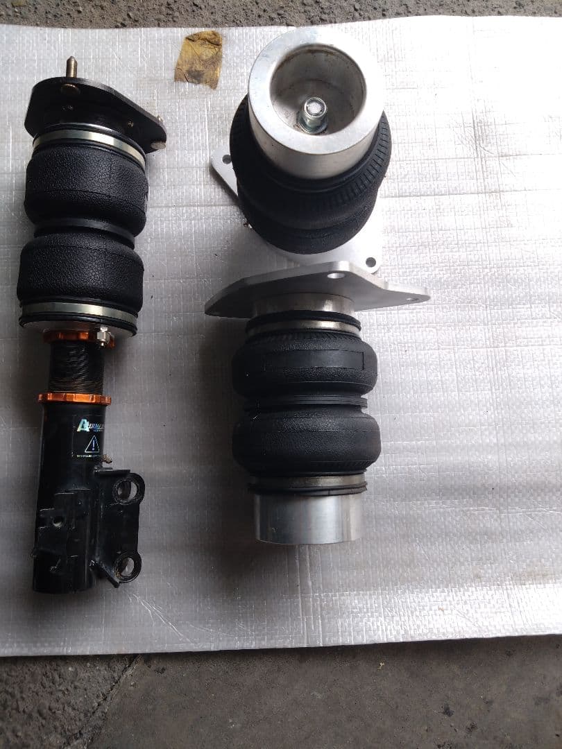 エアサス　30アルファード、ヴェルファイア