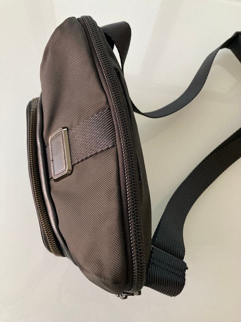 【美品】トゥミ TUMI ALPHA BRAVO ショルダーバッグ