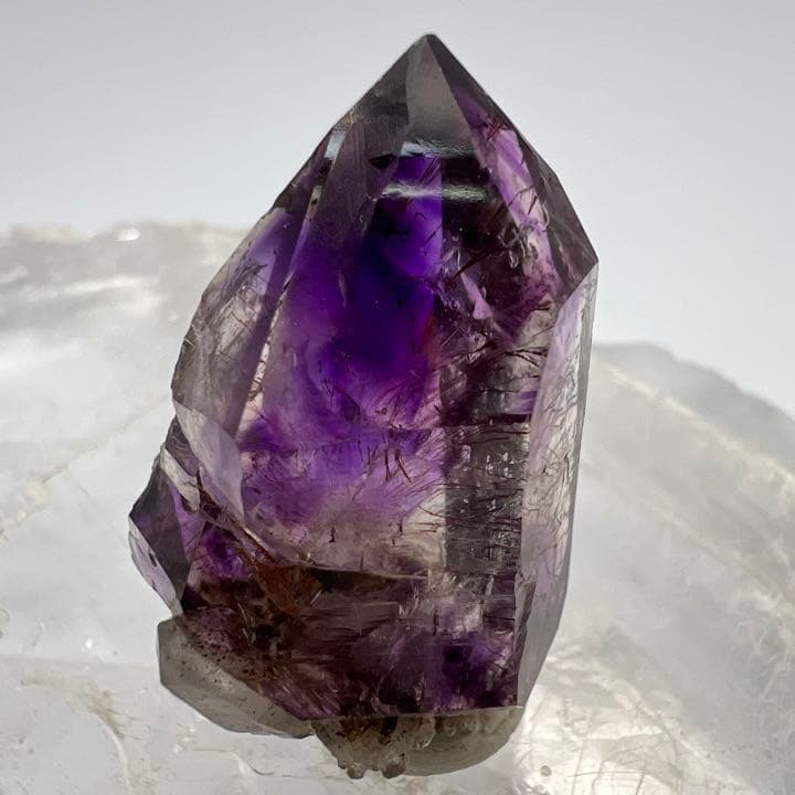 高品質 水入り シャンガンアメジスト(ジンバブエ産) クリスタル 原石 鉱物標本
