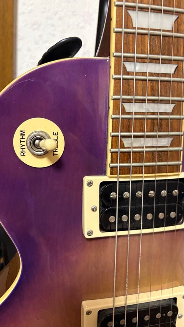 エピフォン　Epiphone レスポール classic plaintop 紫