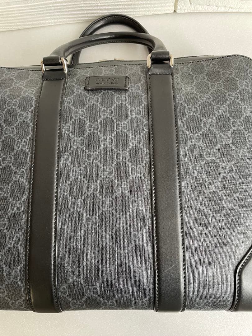 Gucci GGスプリームキャンバス　ビジネスバッグ　ブリーフケース　グッチ