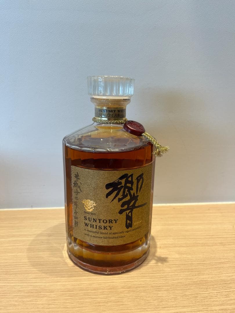 【訳あり】サントリー 響 ゴールドラベル ギフト限定品 SHT01