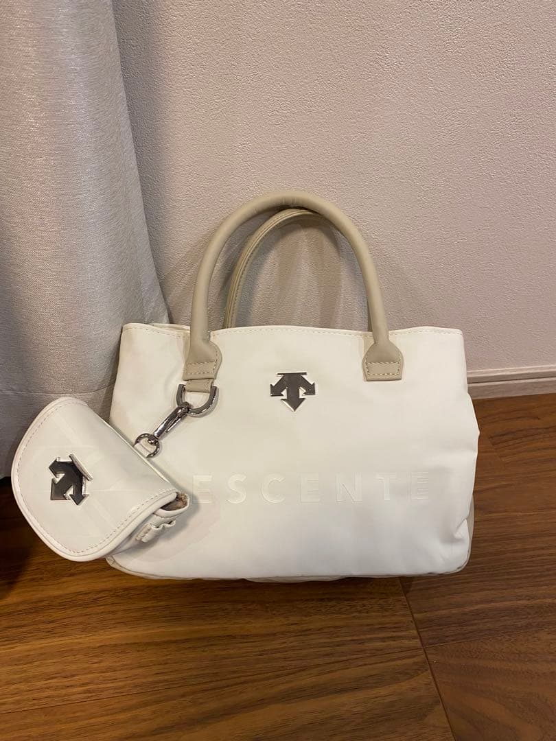 デサントゴルフ　カートバックとボールケースセット