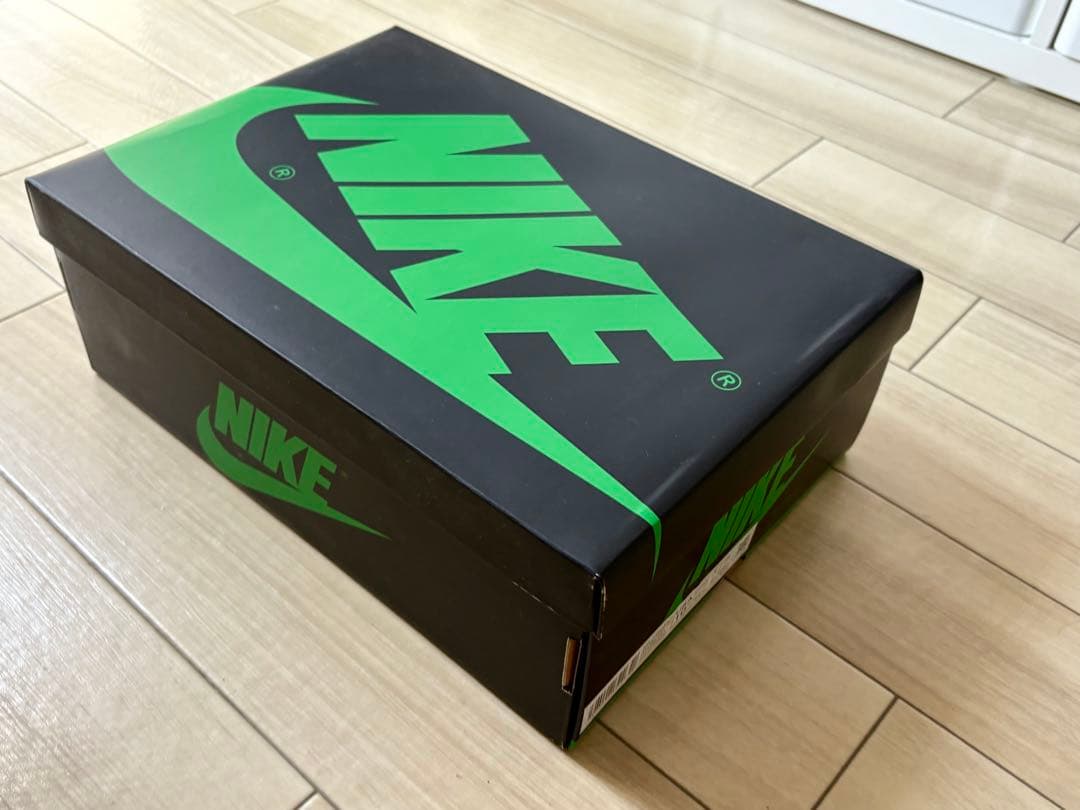 箱付新品未使用ナイキエアジョーダン1 RETRO HIGH OG celtics