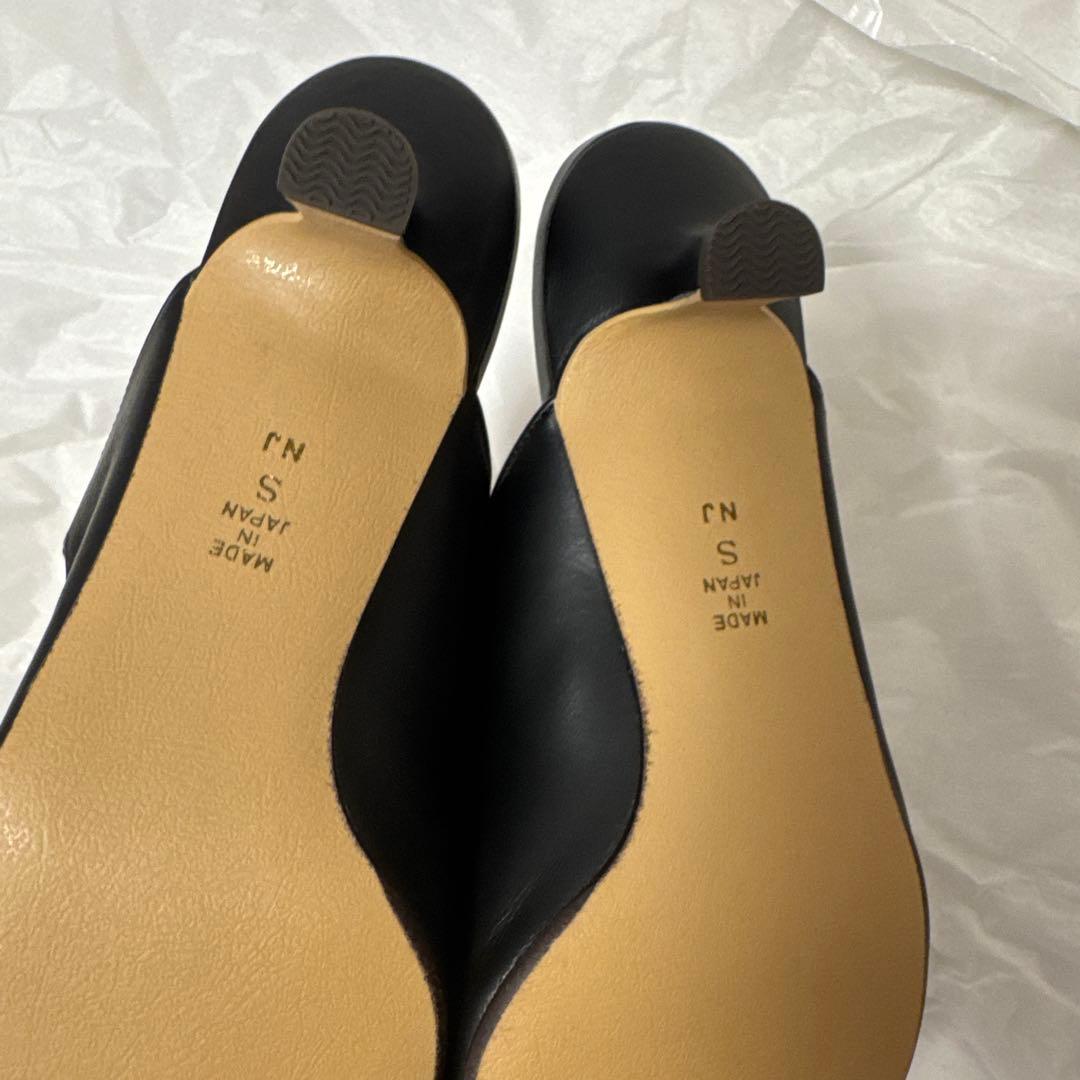 【今期販売中】DIANA リボン付きポインテッドトゥミュール S