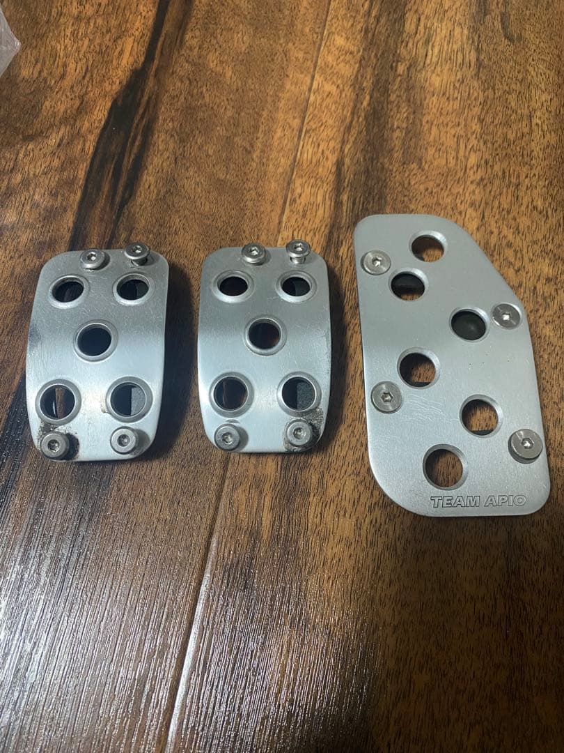 APIO アピオ アルミペダルセット“ググっとくん”/ JB64、JB74MT車