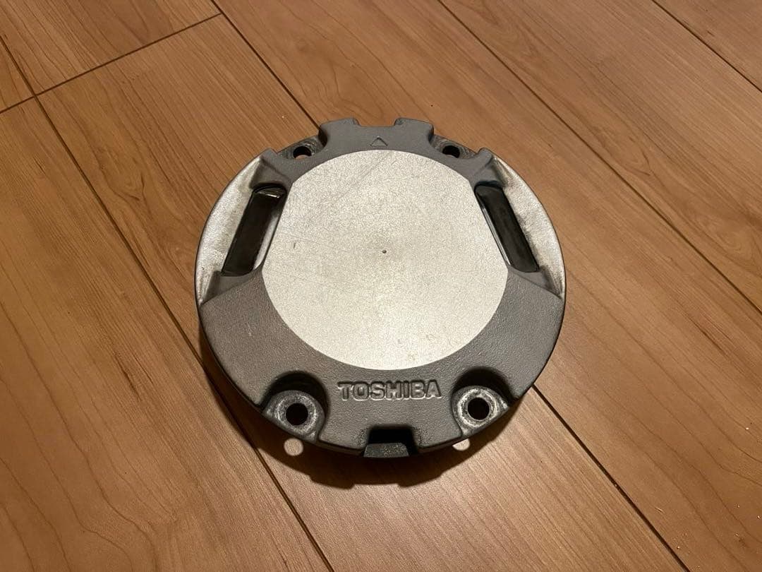 航空灯火　誘導路中心線灯　TCLL 誘導路灯　飛行機　空港　滑走路　誘導路