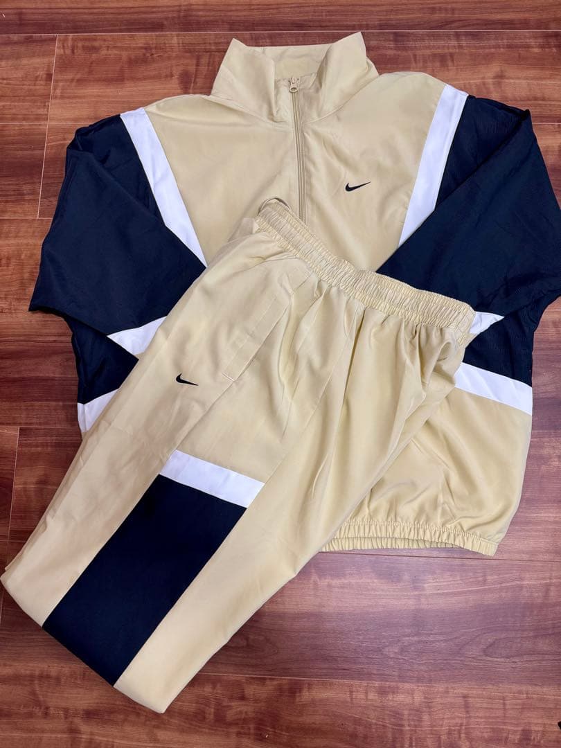 【美品】NIKE ナイキバスケットボール上下セットイエロー 《L/Mサイズ》