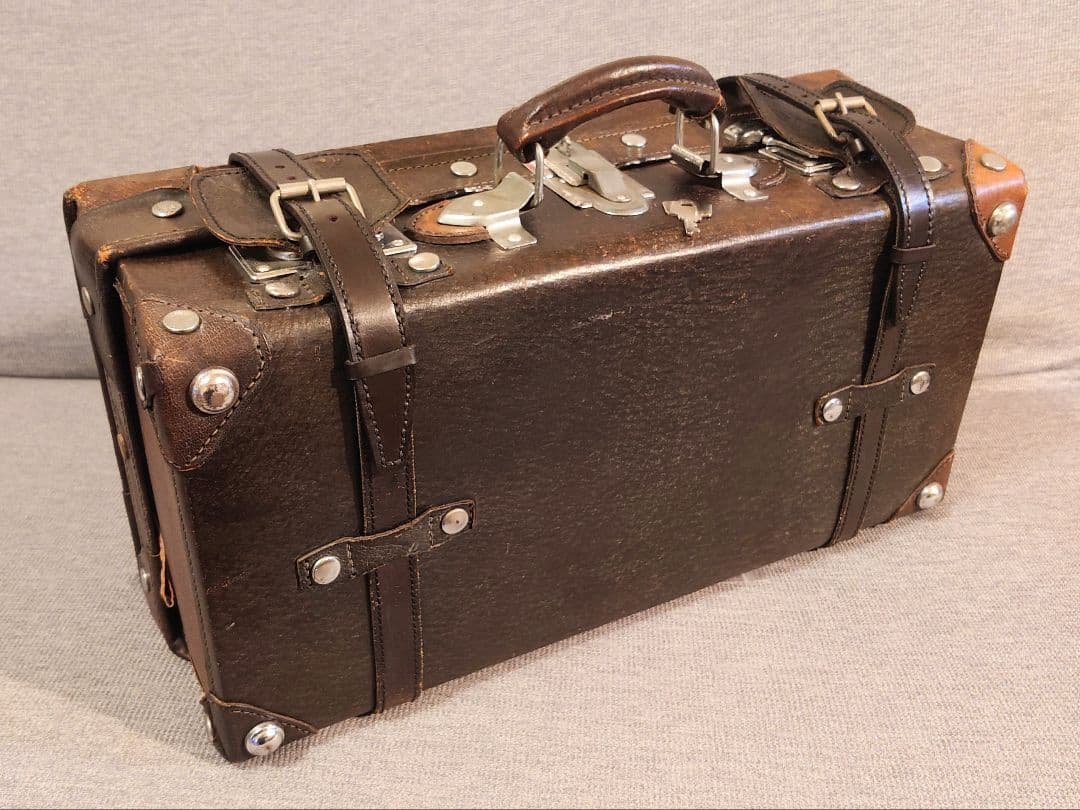 【 鍵付き 】アンティーク総天然皮革製トランク バッグ 中型