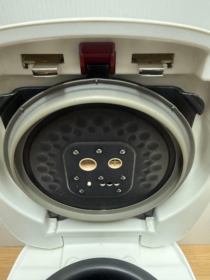 タイガー圧力IH炊きたて炊飯器JPB-R100