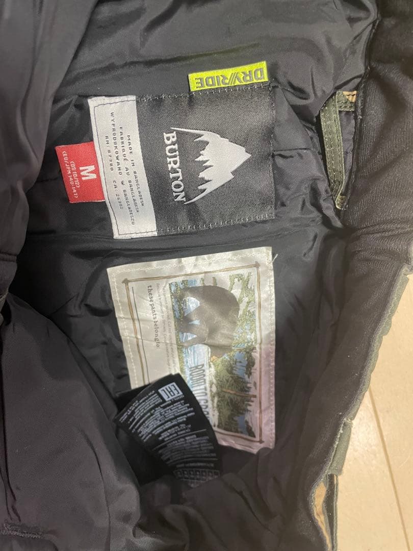 BURTON バートン　スノーボードウェア　上下セット　サイズ　M
