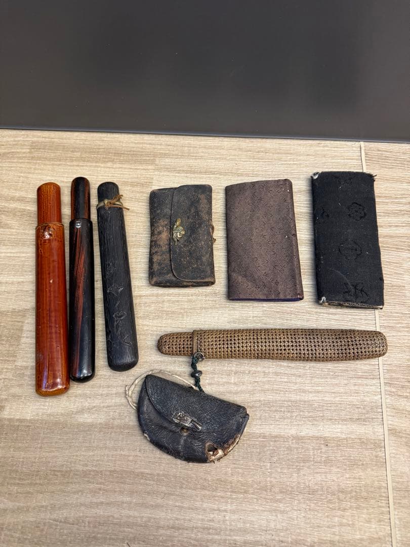 1525   時代物　煙道具　煙草入れ　まとめ売り　骨董品