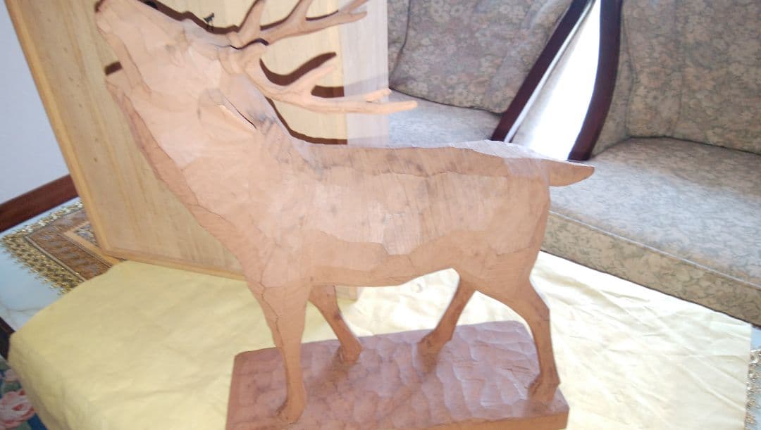 一刀彫　鹿　藤井泰山