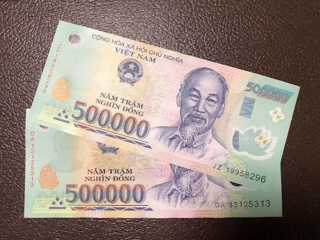 ベトナムドン50万ドン　2枚