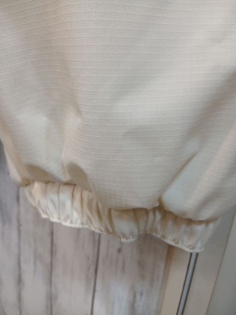 美品⭐ニキータスノボウェアパンツLサイズ⭐タグあり⭐クリーニング済⭐オフホワイト