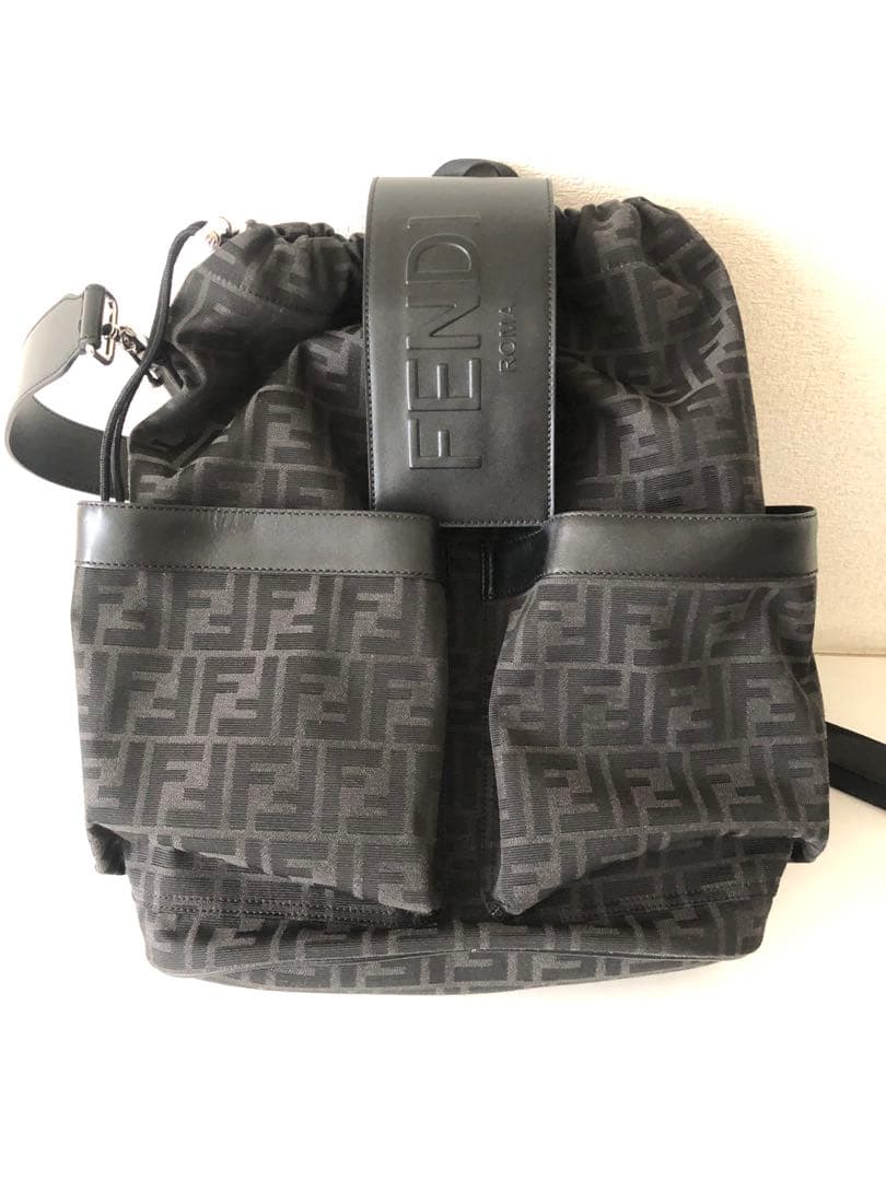 ドローストリングバックパックスモール　ブラックFFファブリック