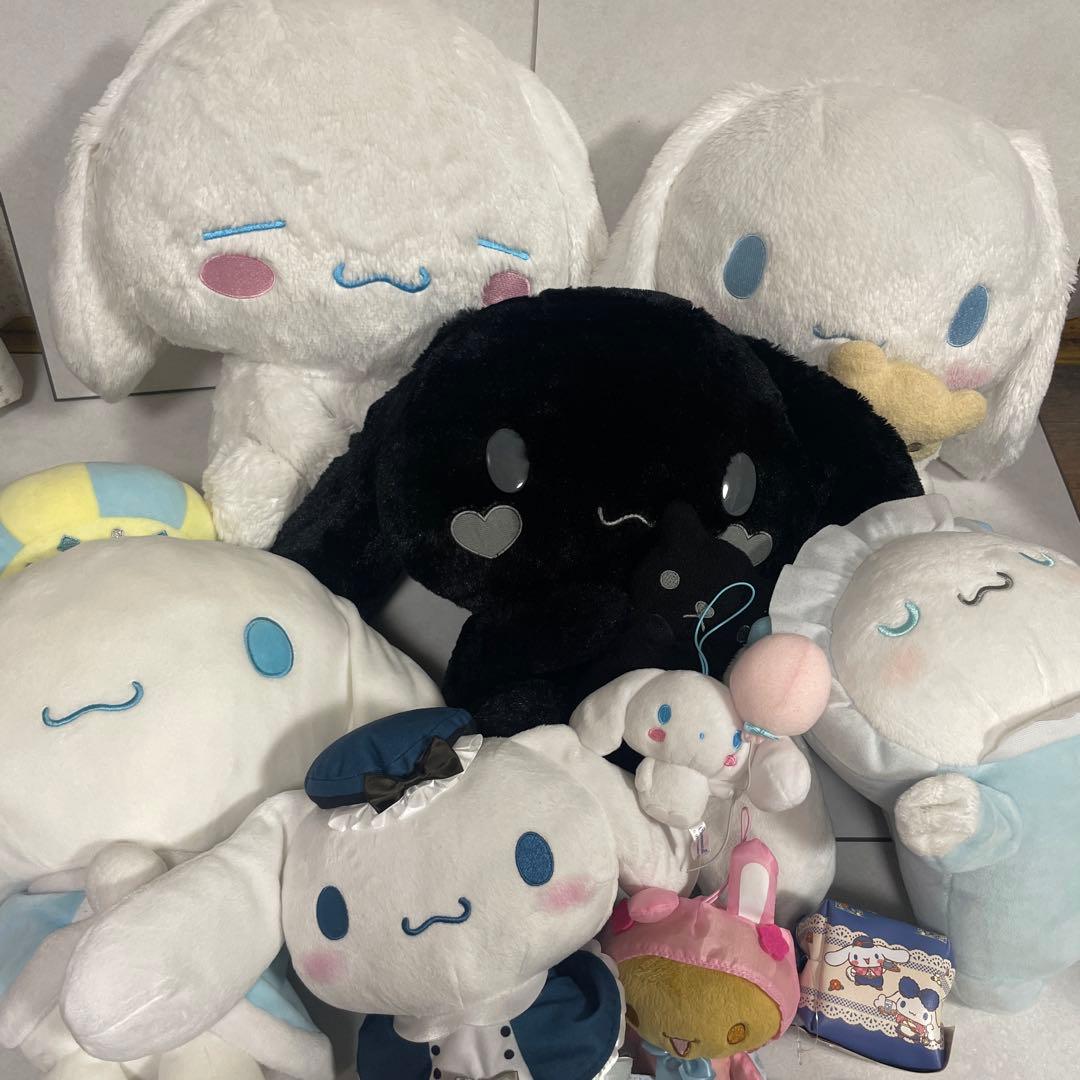 サンリオ　シナモンロール　ぬいぐるみ詰め合わせ