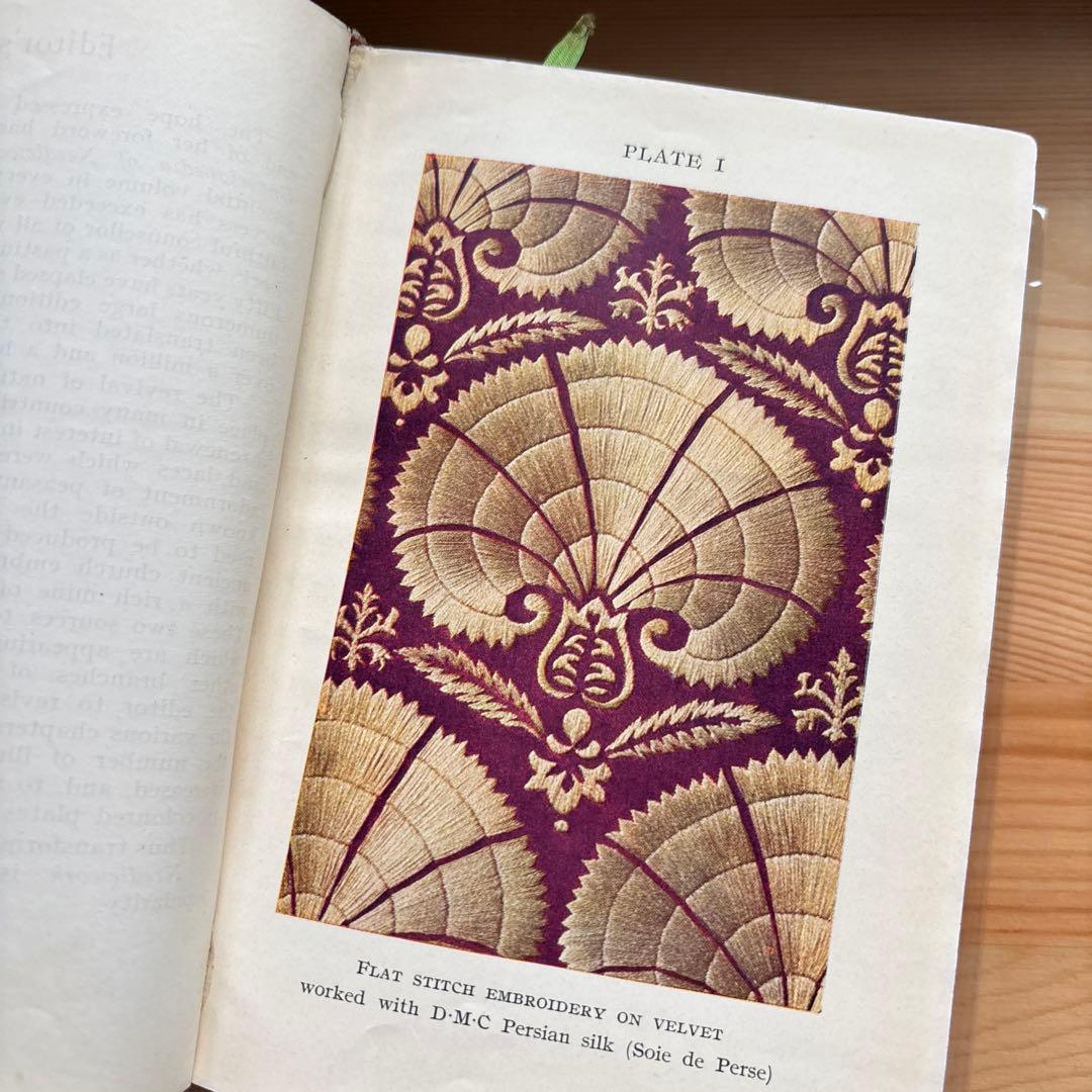 アンティーク雑貨 Encyclopedia of needlework
