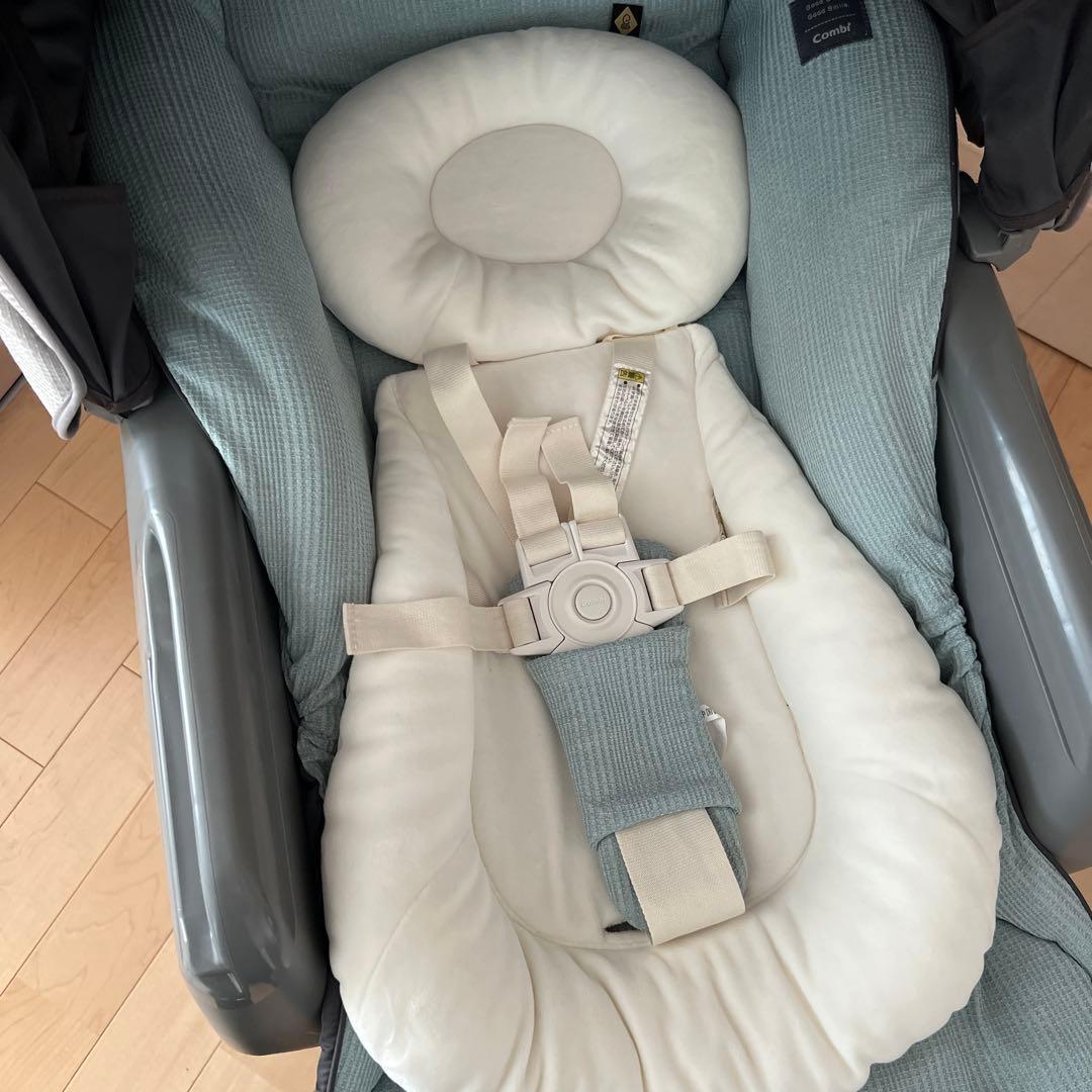 combi ネムリラ　オートスウィング　コンビ　ハイローラック　高さ調整機能付き