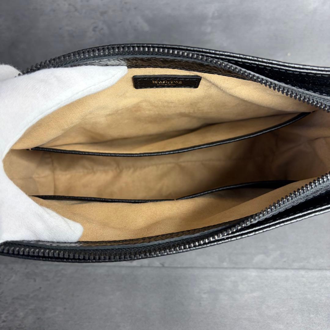 【極美品】Hush Tug レザー ショルダーバッグ 斜め掛け マチあり 大容量