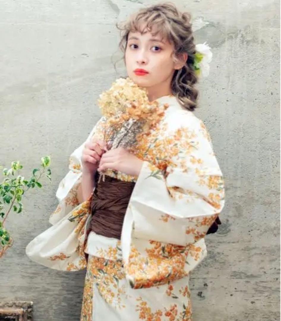 白地オレンジ花柄 浴衣・帯セット