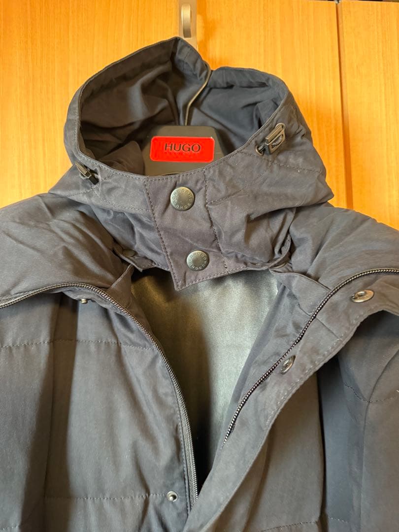 HUGO BOSS（ヒューゴボス）正規品 ベンチコート XLサイズ（フード付き）