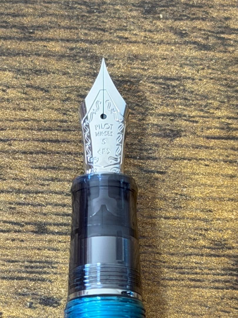 試筆のみ　ターコイズグリーン　透明軸　14金　パイロット　万年筆　細字