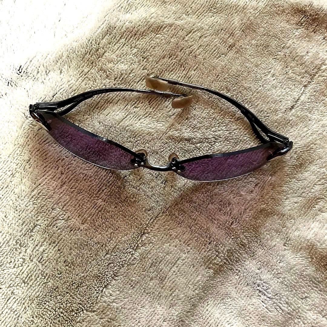 ダーツのサングラス