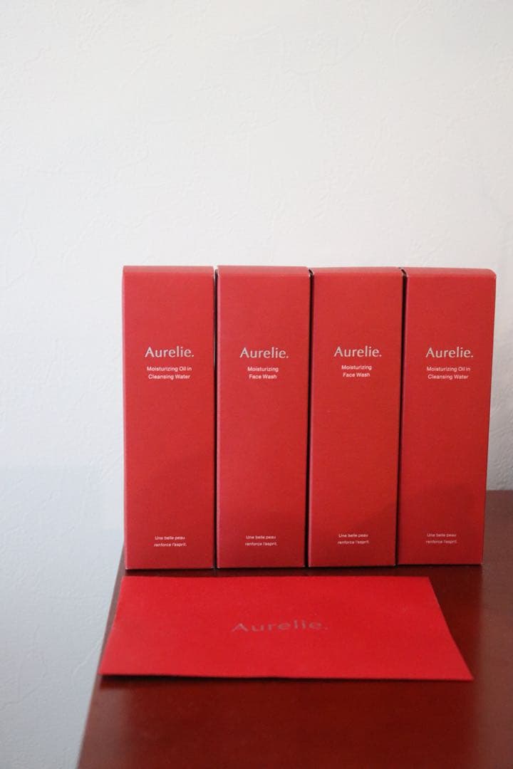 新品　Aurelie メイク落とし ウォッシュ　洗顔料 4本セット