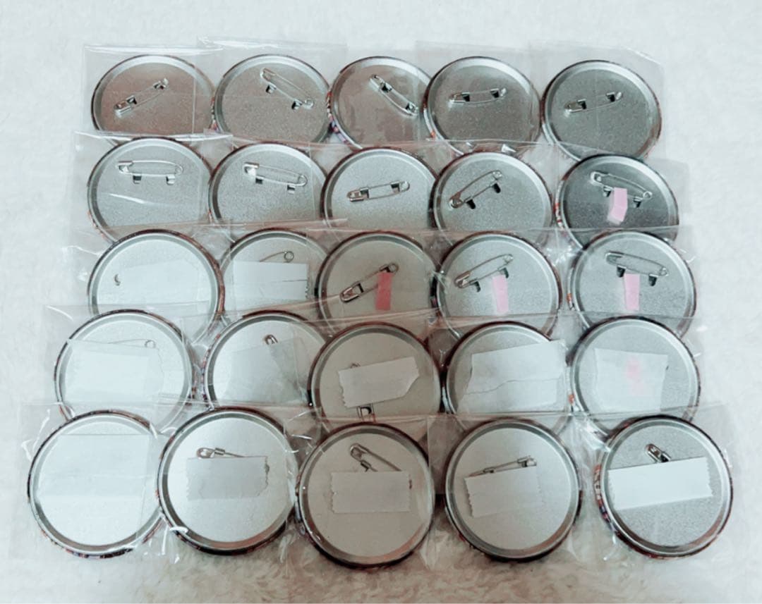 鳳えむ　プロジェクトセカイ　プロセカ　にっこり大成功　缶バッジ　25点