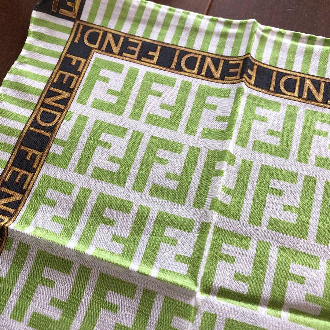 未使用　FENDI ハンカチ2枚セット　ズッカ　総柄　フェンディ