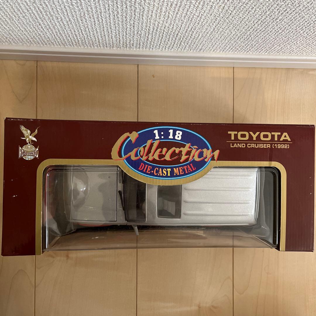 TOYOTA LAND CRUISER (1992) ミニカー 1:18