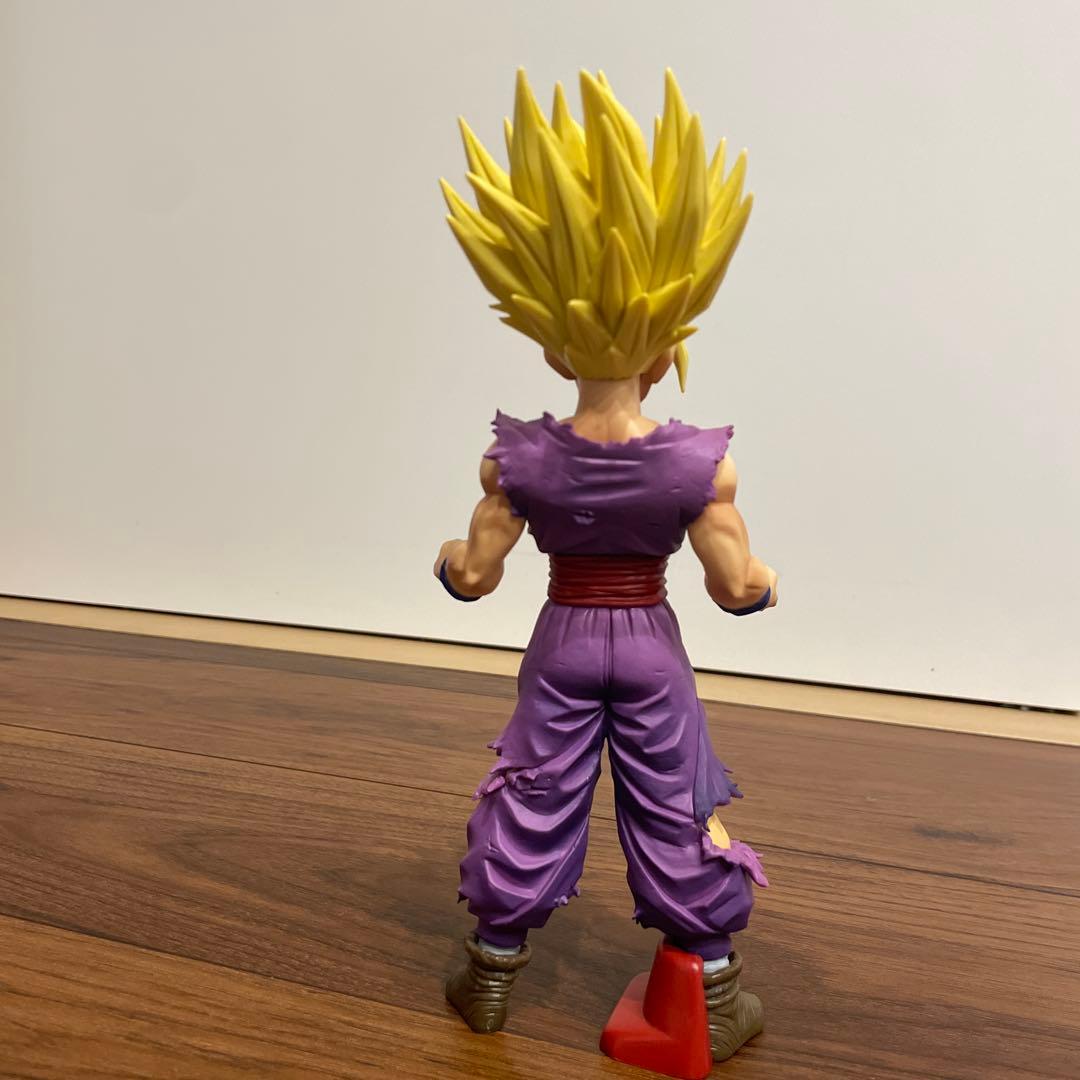 孫悟飯　ドラゴンボール　フィギュア