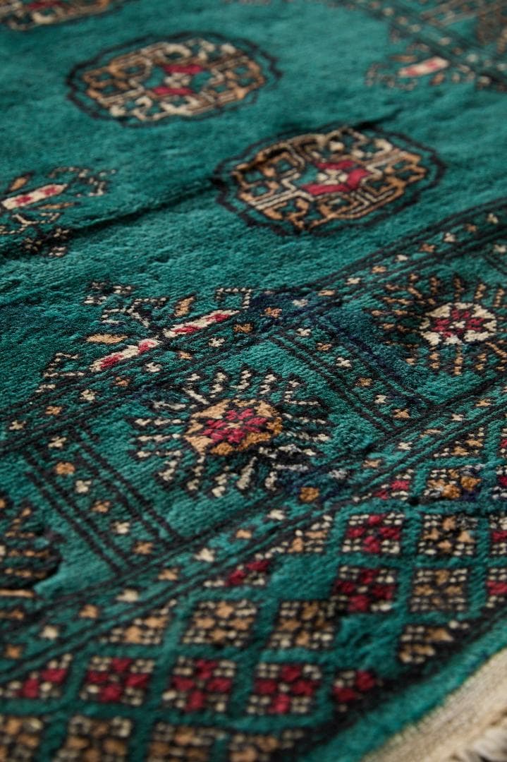 希少　ヴィンテージラグ　ラホール産　トライバルラグ（208×127cm）緑