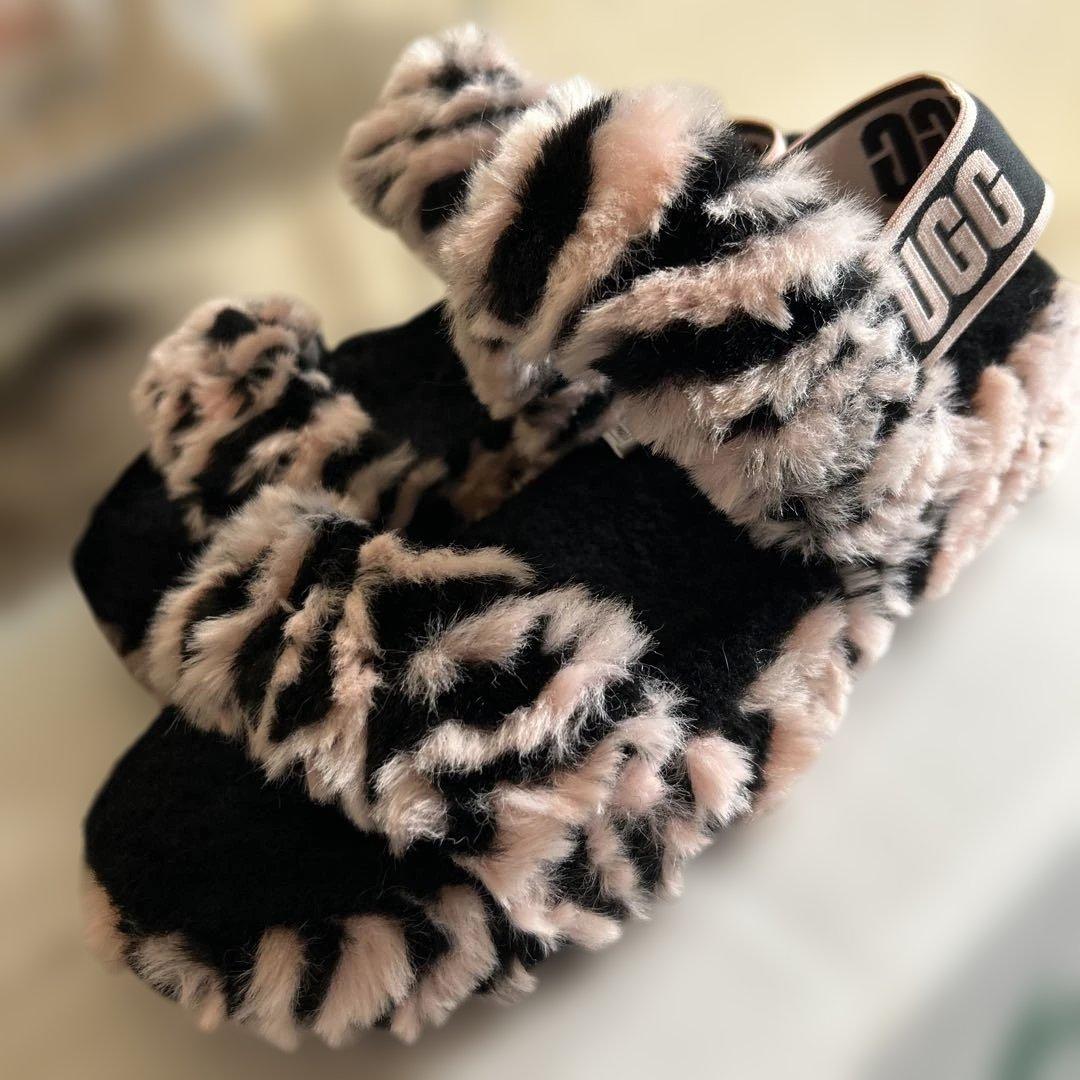 UGG ゼブラ柄 ファーサンダル ピンク
