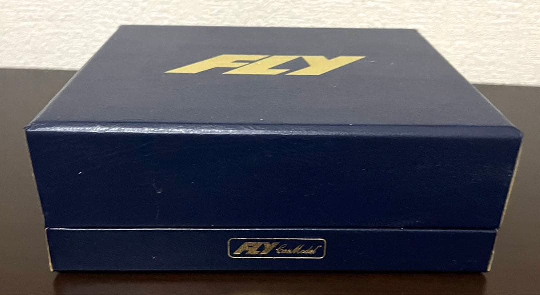 FLY LOLA T70 1：43 ミニカー　1945