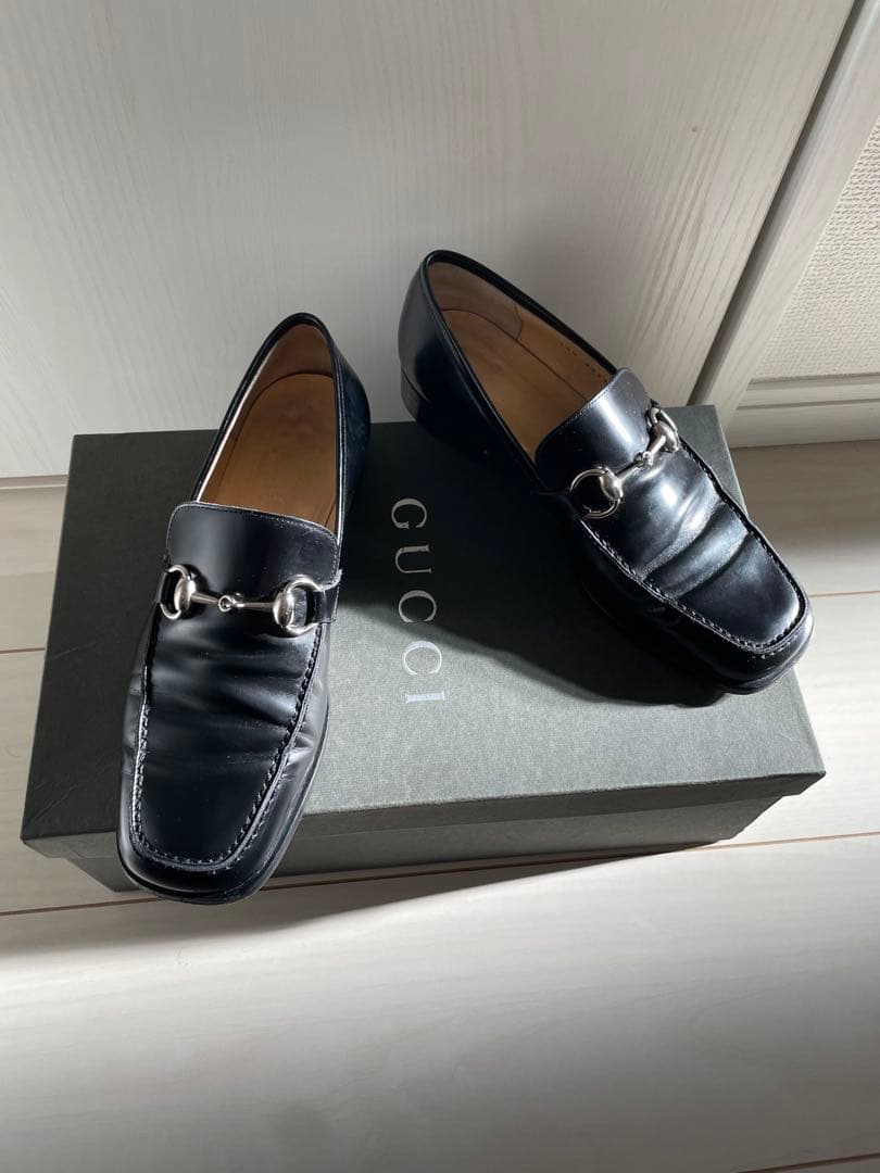 S*i様 GUCCI ブラックレザー ローファー
