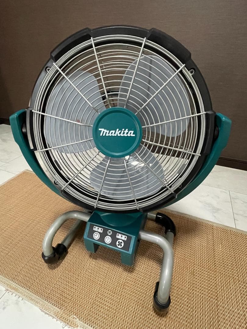マキタ充電式産業扇CF300D