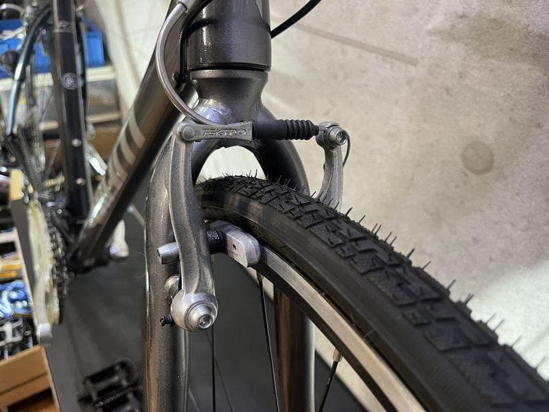 GIANT ESCAPE R3 クロスバイク sizeM　2020年