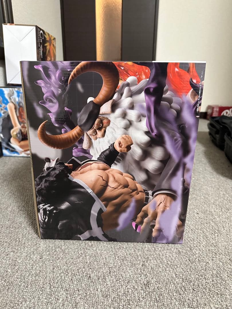 ワンピース ラストワン賞　くまVSサターン聖　フィギュア