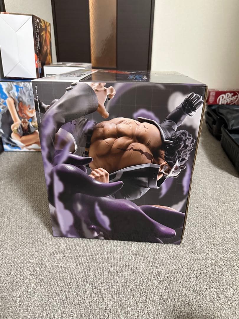 ワンピース ラストワン賞　くまVSサターン聖　フィギュア